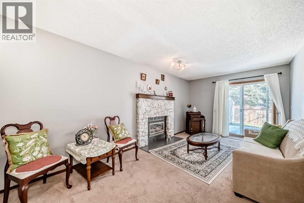 216 Hawkwood Boulevard NW — photo 28