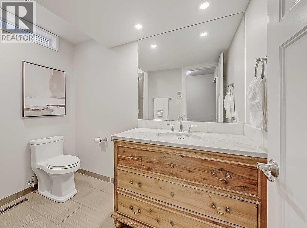 907 Kerfoot Crescent SW — photo 22