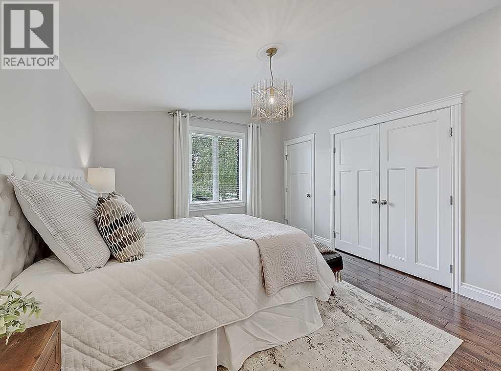907 Kerfoot Crescent SW — photo 10