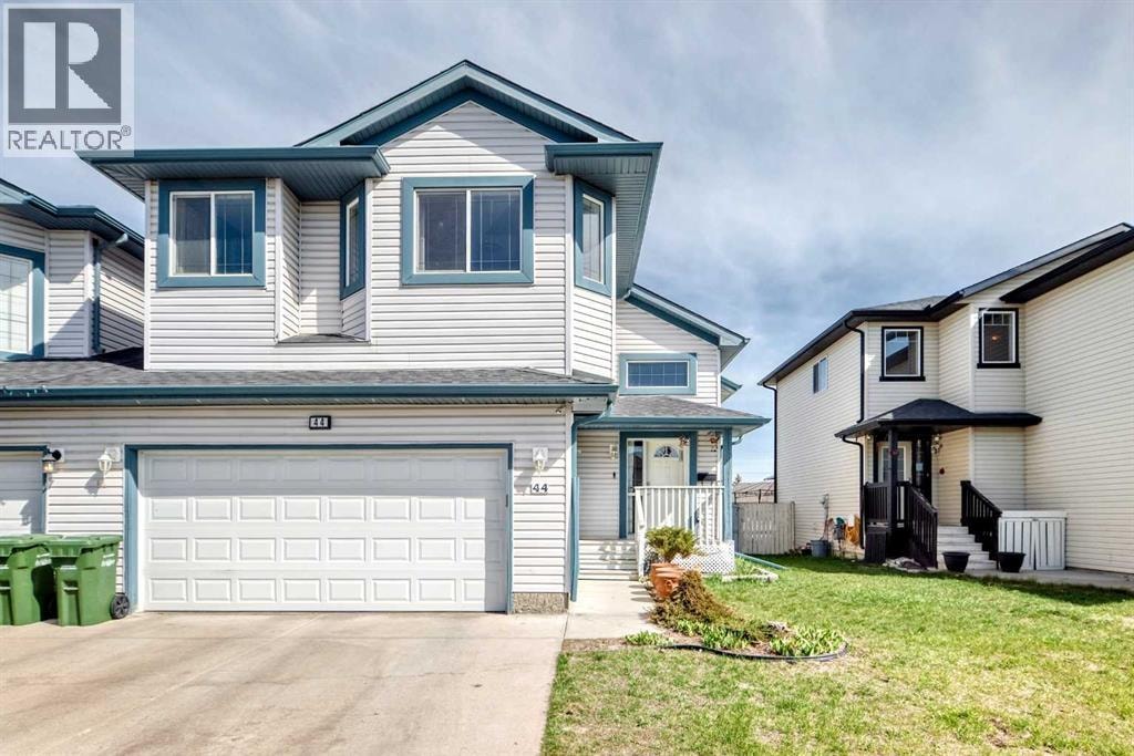 44 Canoe Square SW — photo 42