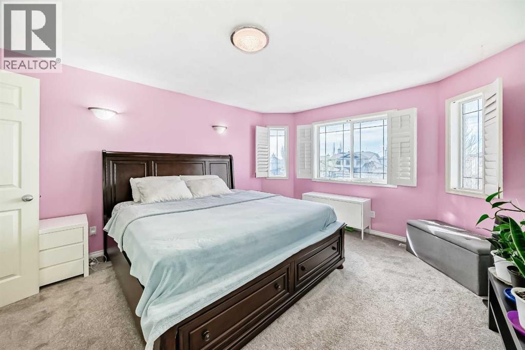 44 Canoe Square SW — photo 24
