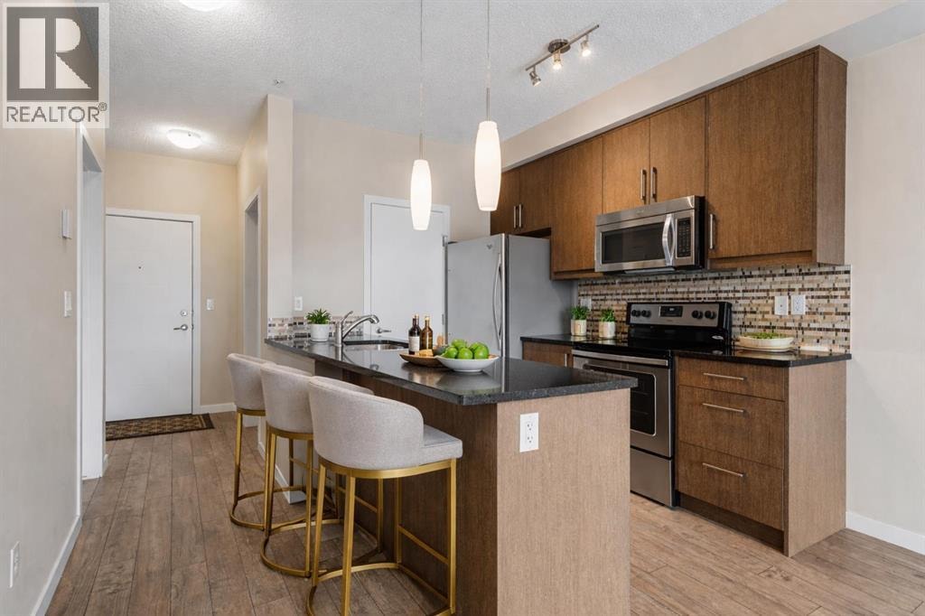 311, 402 Marquis Lane SE