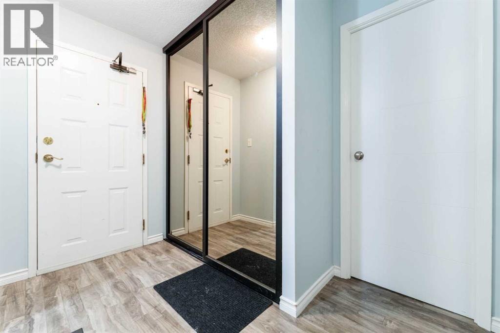 506, 924 14 Avenue SW — photo 5
