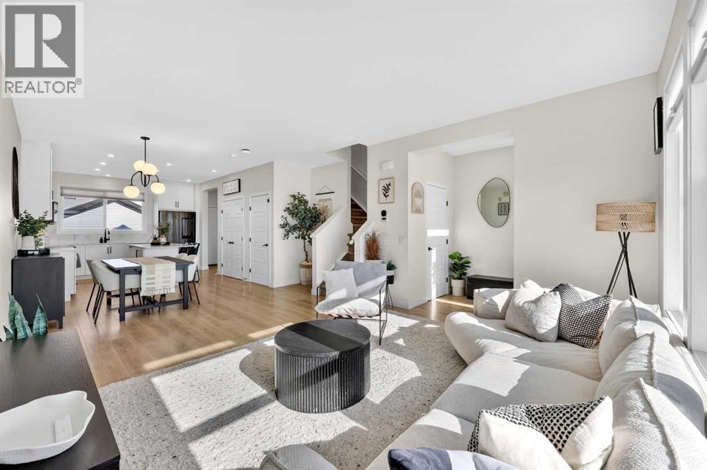 87 Heirloom Boulevard SE — photo 4