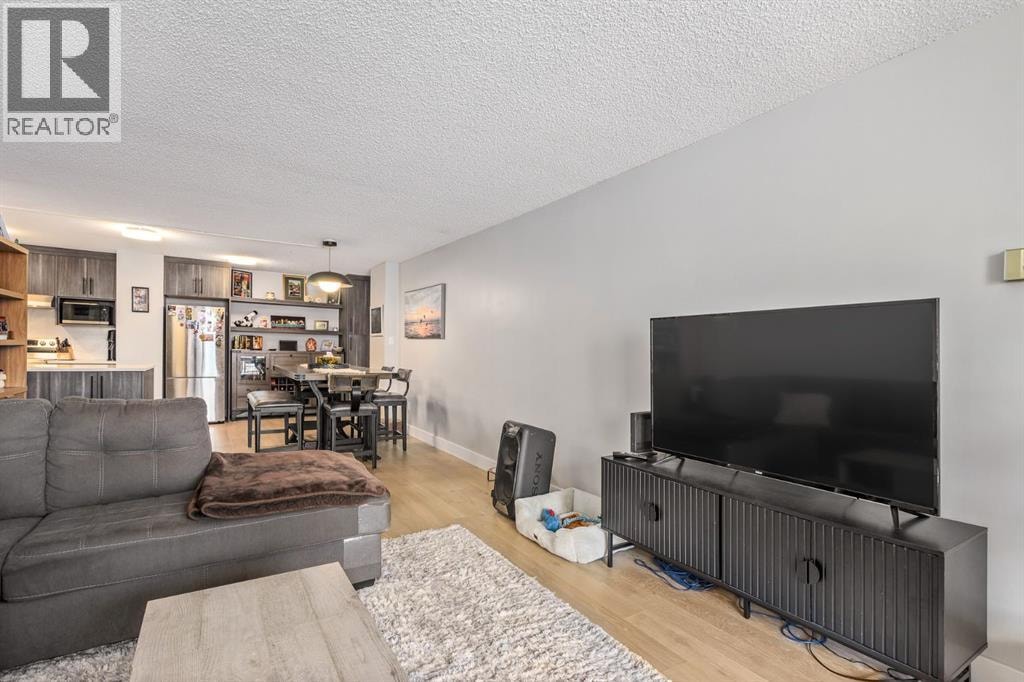940, 1001 13 Avenue SW — photo 11