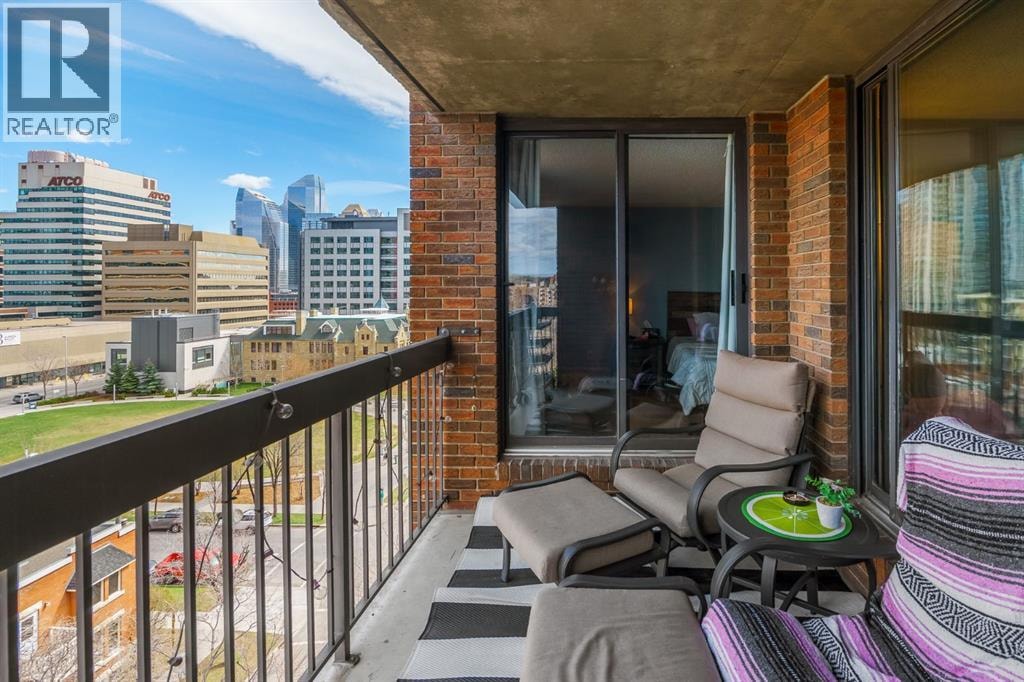 940, 1001 13 Avenue SW — photo 22