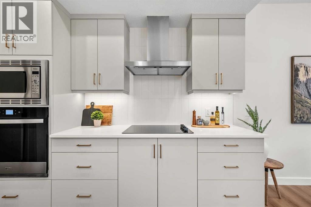 305 Precedence View — photo 17