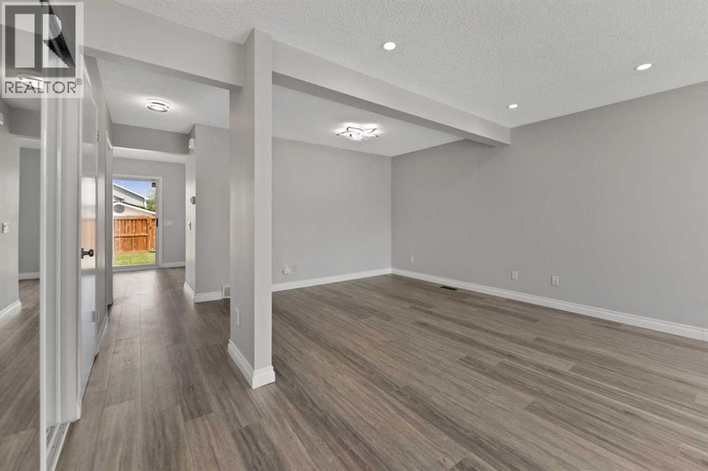 42 River Rock Road SE — photo 10