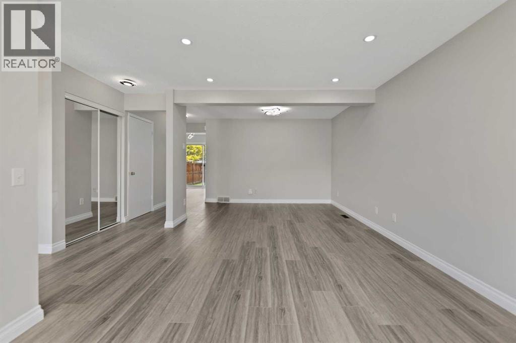42 River Rock Road SE — photo 8