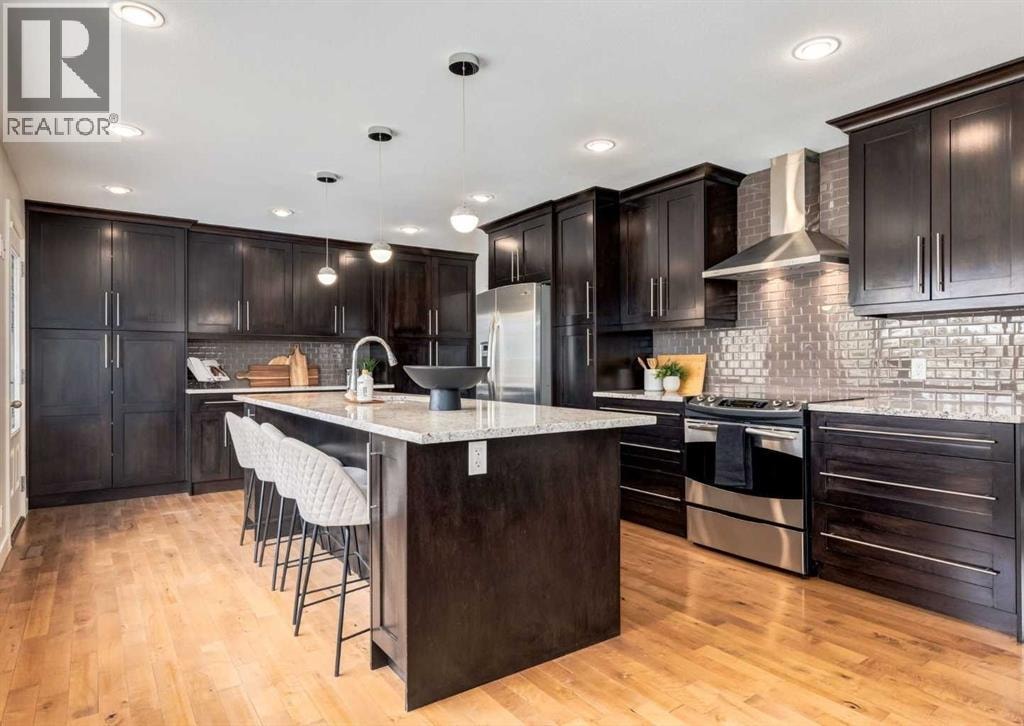 176 Mapleburn Drive SE — photo 1