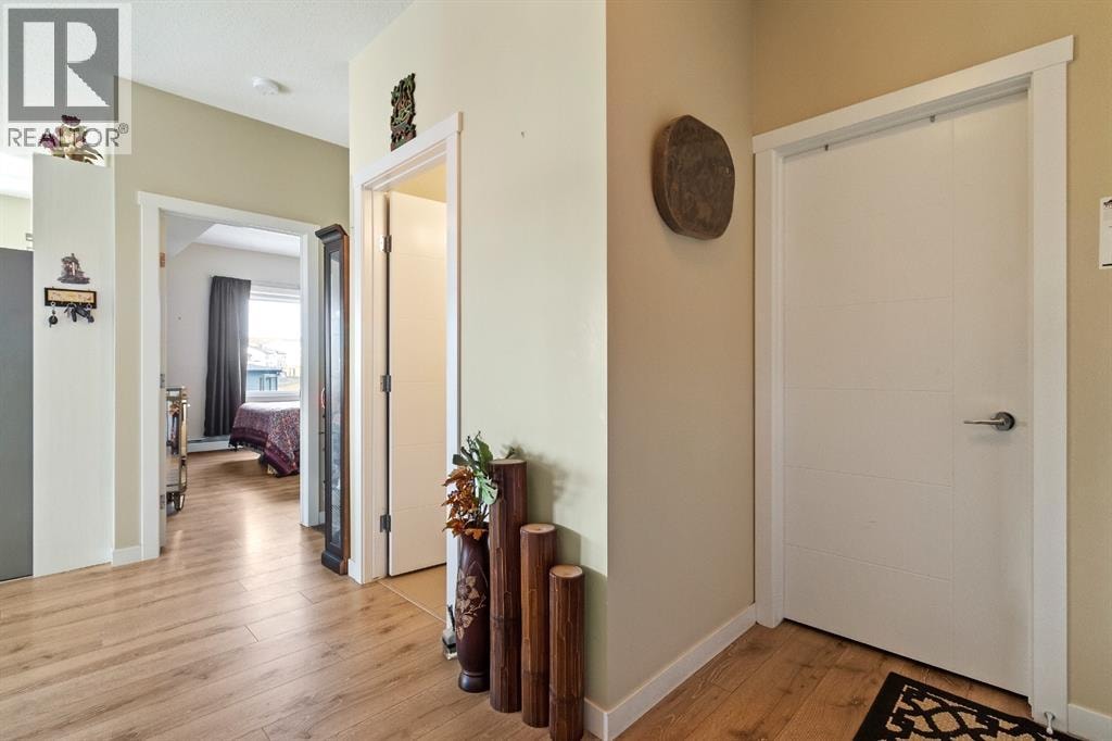 302, 214 Sherwood Square NW — photo 18
