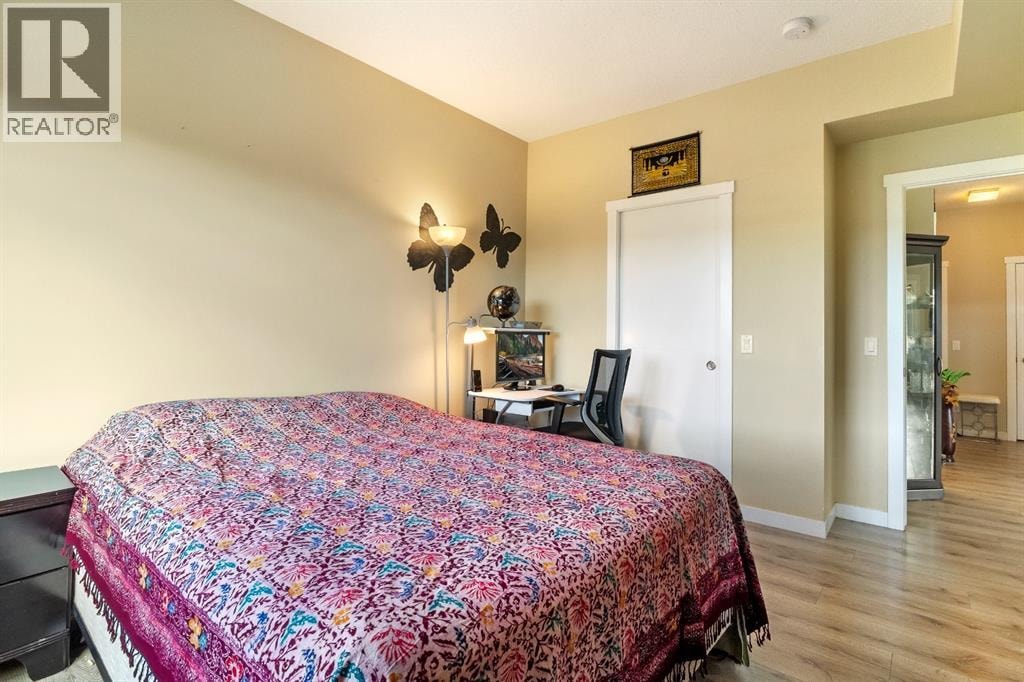 302, 214 Sherwood Square NW — photo 13