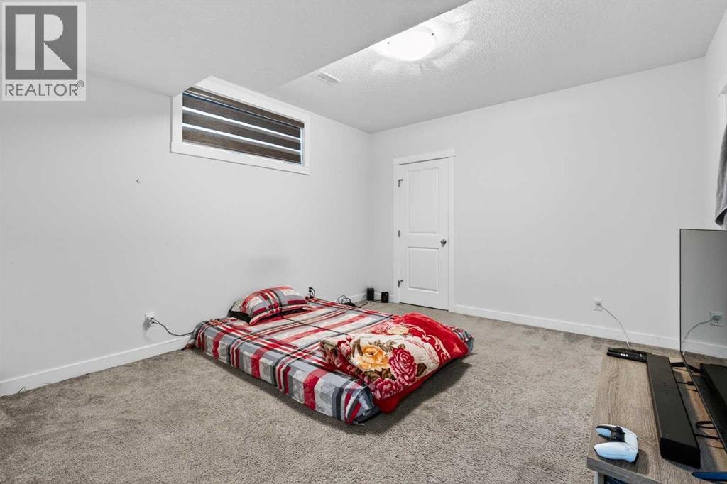 49 Redstone Heath NE — photo 46