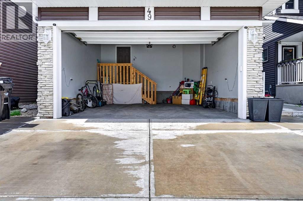 49 Redstone Heath NE — photo 41
