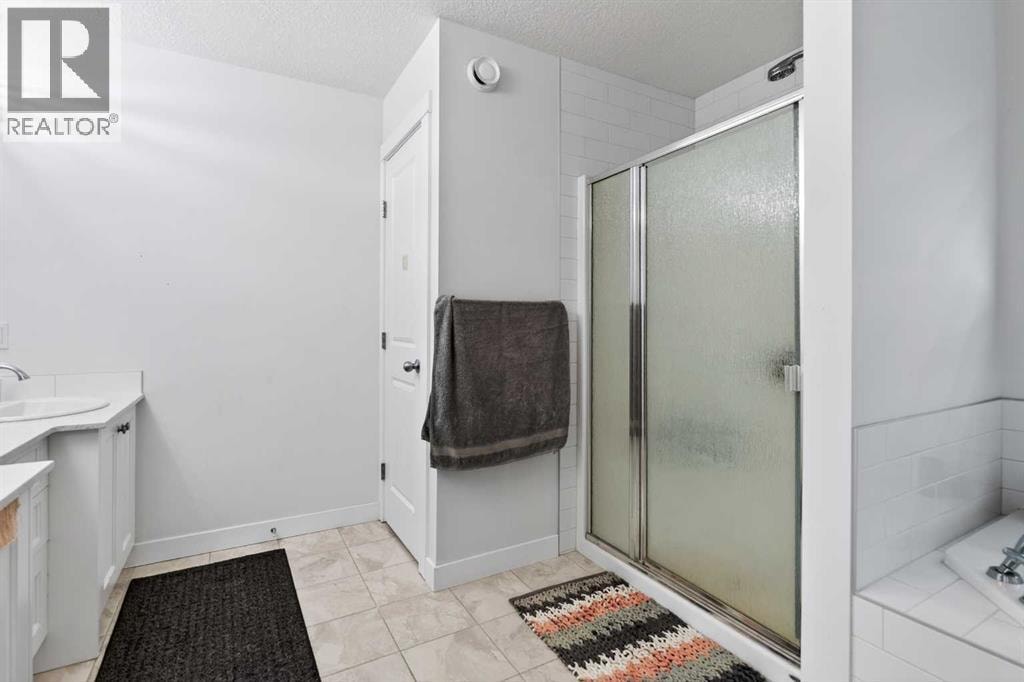 49 Redstone Heath NE — photo 34