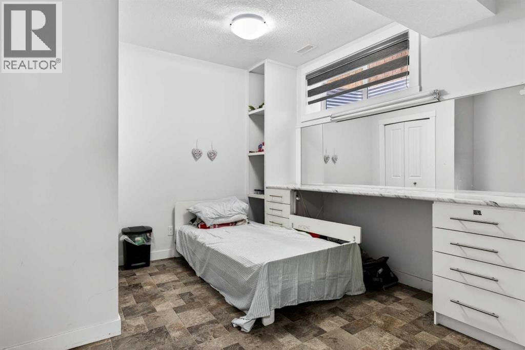 49 Redstone Heath NE — photo 43