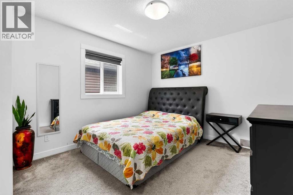 49 Redstone Heath NE — photo 30