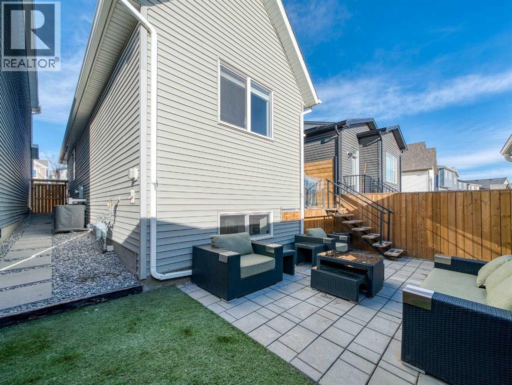 111 Haskayne Drive NW — photo 21