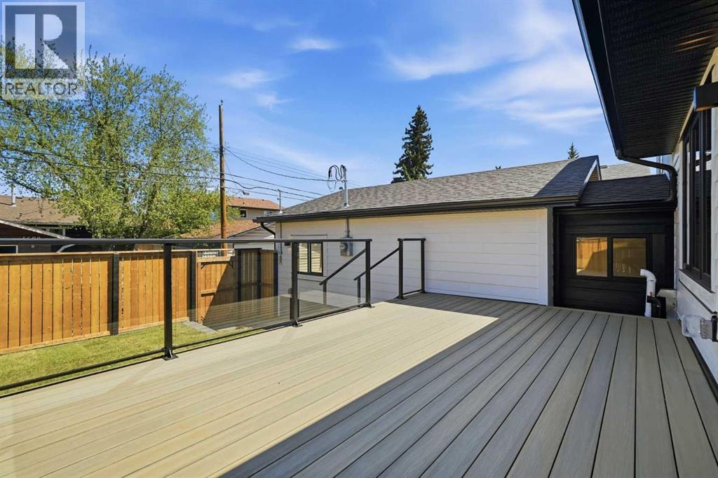 60 Lake Lucerne Close SE — photo 42