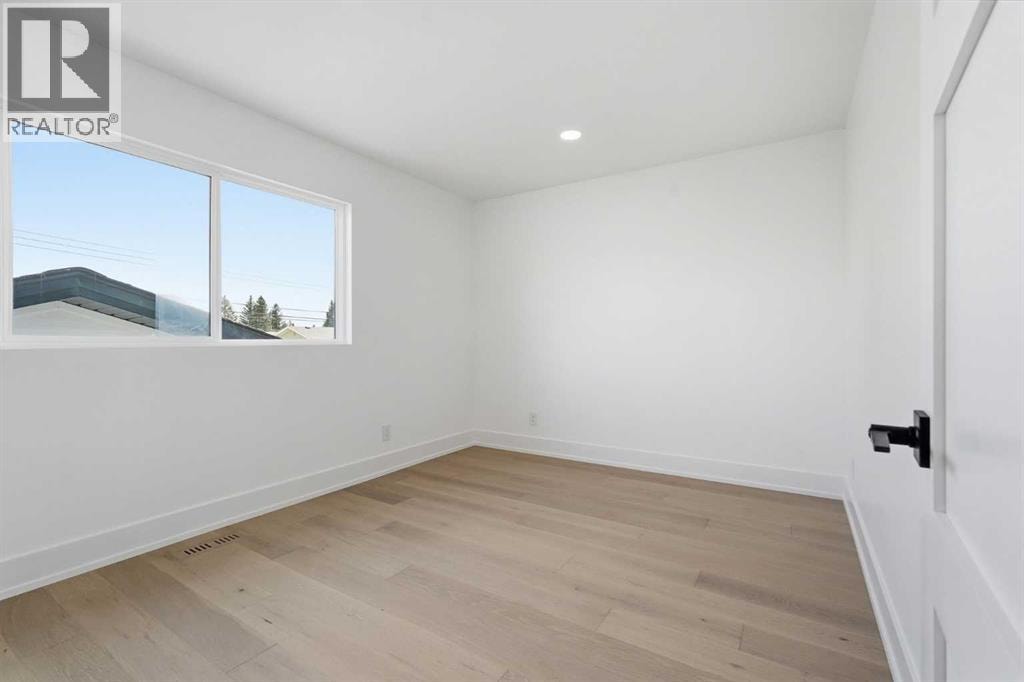 60 Lake Lucerne Close SE — photo 28