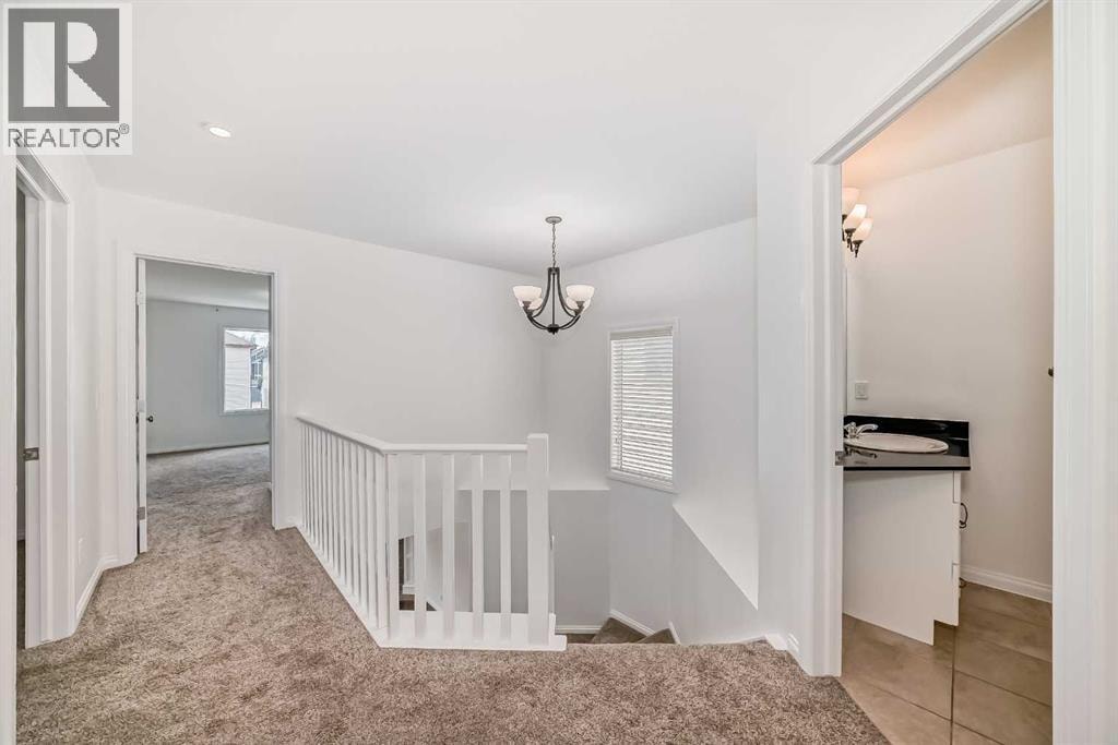 27 Aspen Hills Close SW — photo 22