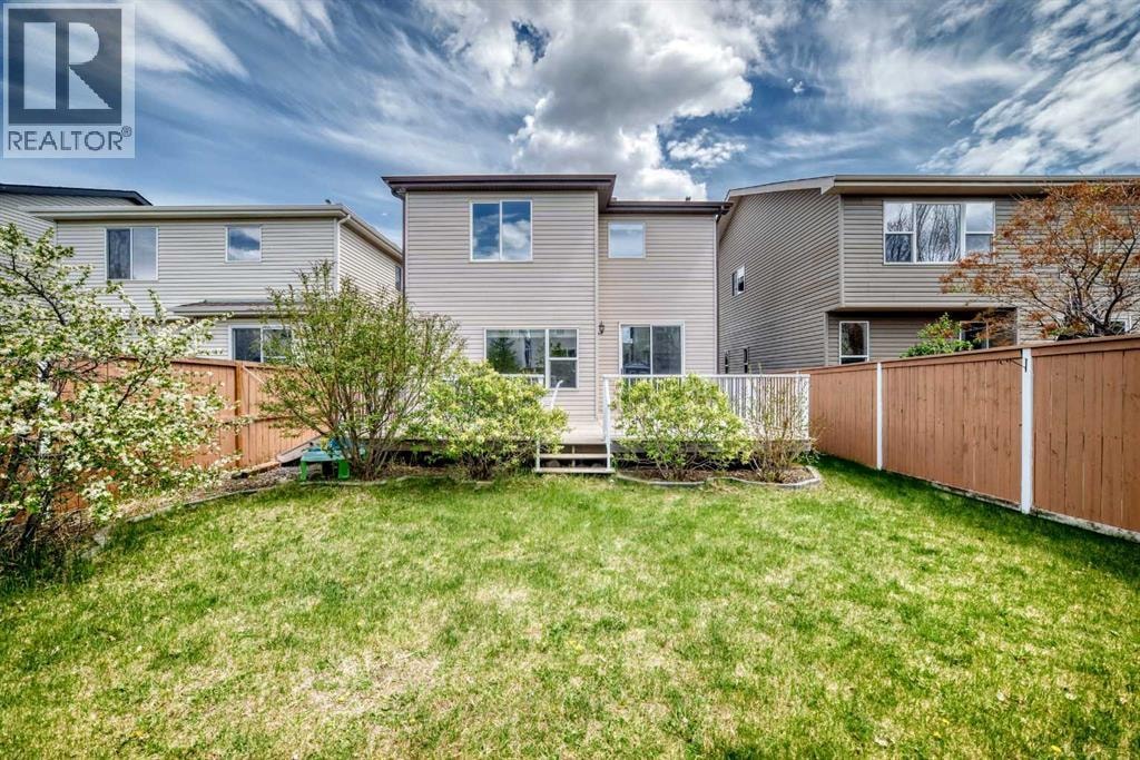27 Aspen Hills Close SW — photo 31