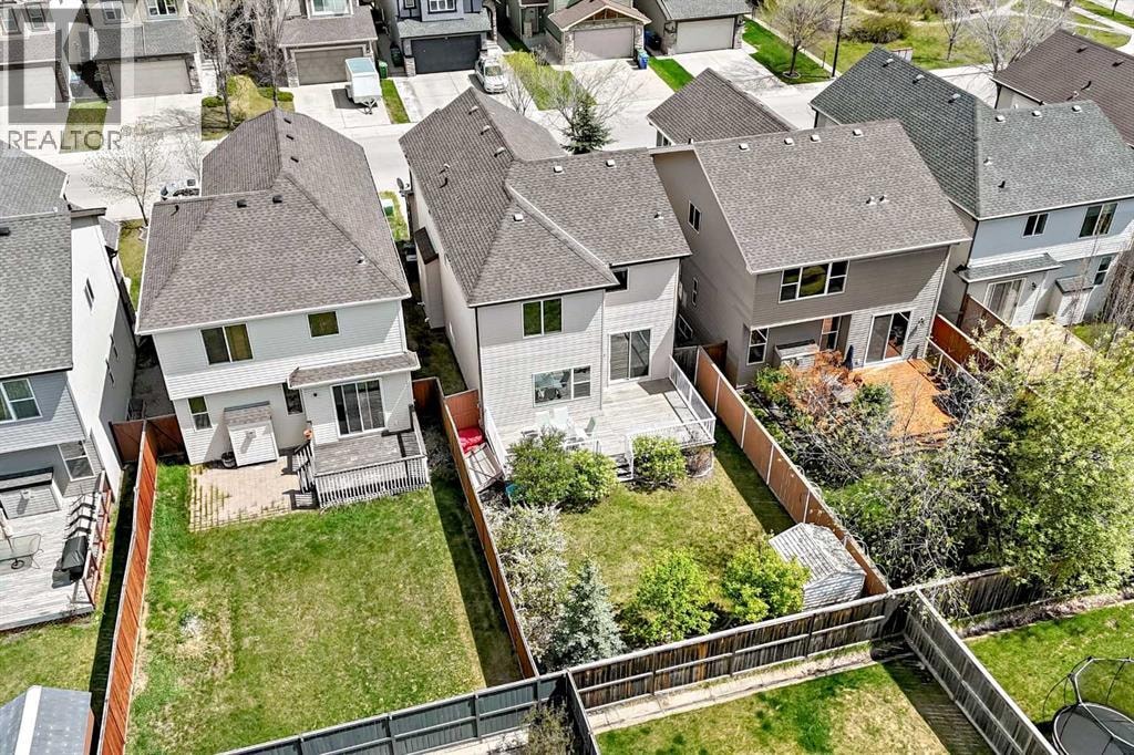 27 Aspen Hills Close SW — photo 33