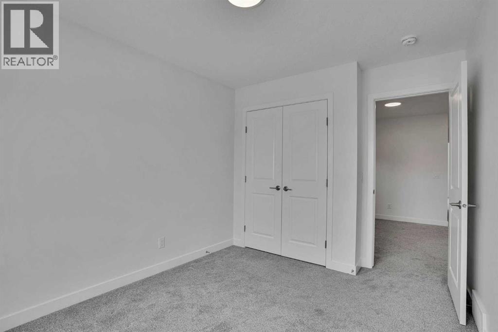 26 Amblehurst Path NW — photo 28