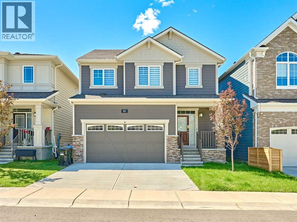 85 Yorkstone Heath SW — photo 1