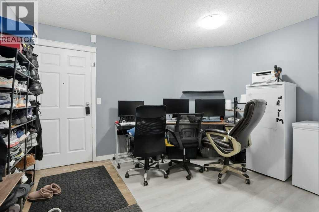 5106, 70 Panamount Drive NW — photo 5