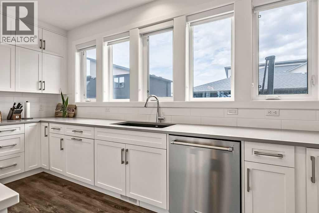 125 South Harmony Drive — photo 8