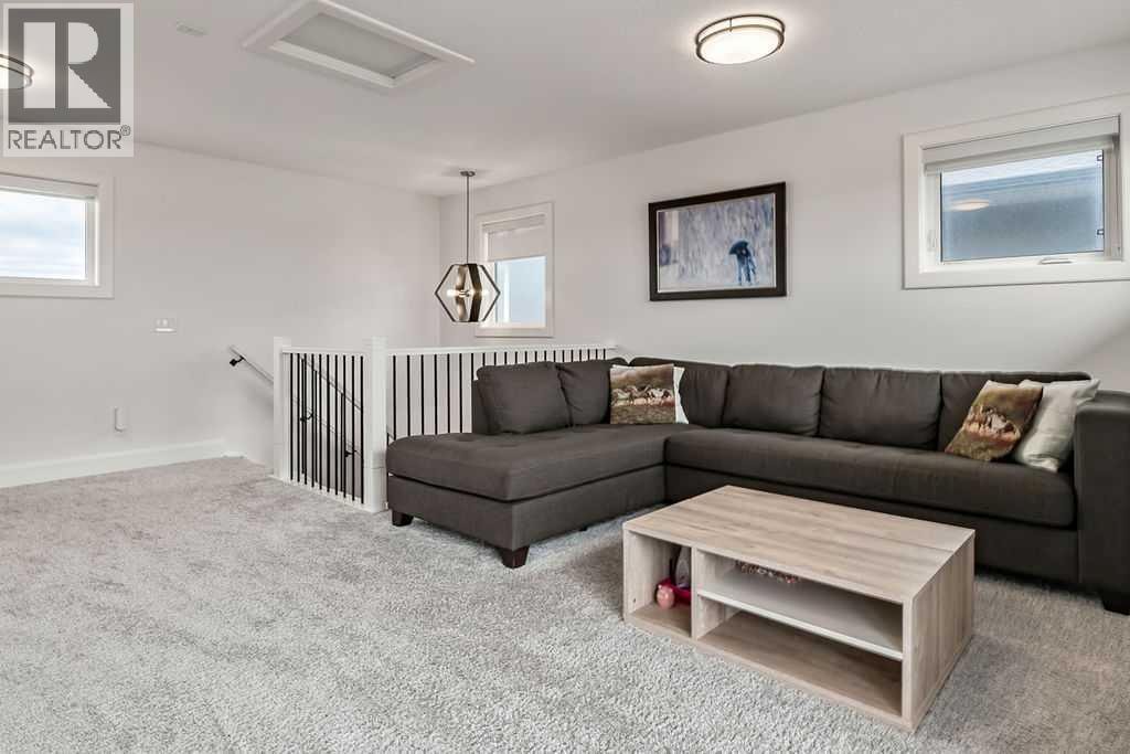 125 South Harmony Drive — photo 32