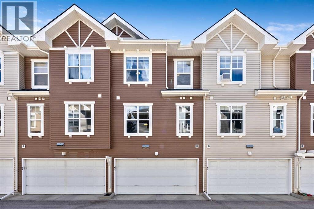 43 Toscana Gardens NW — photo 25