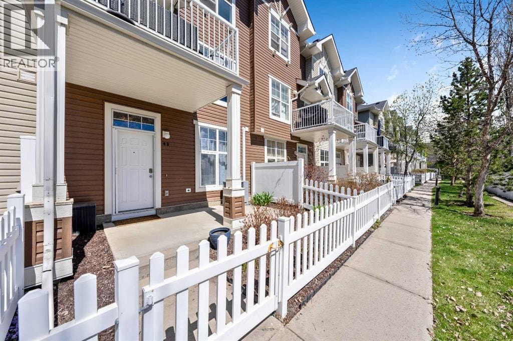 43 Toscana Gardens NW — photo 23