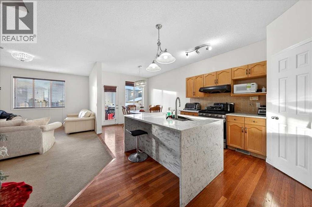 34 Saddlecrest Crescent NE — photo 8