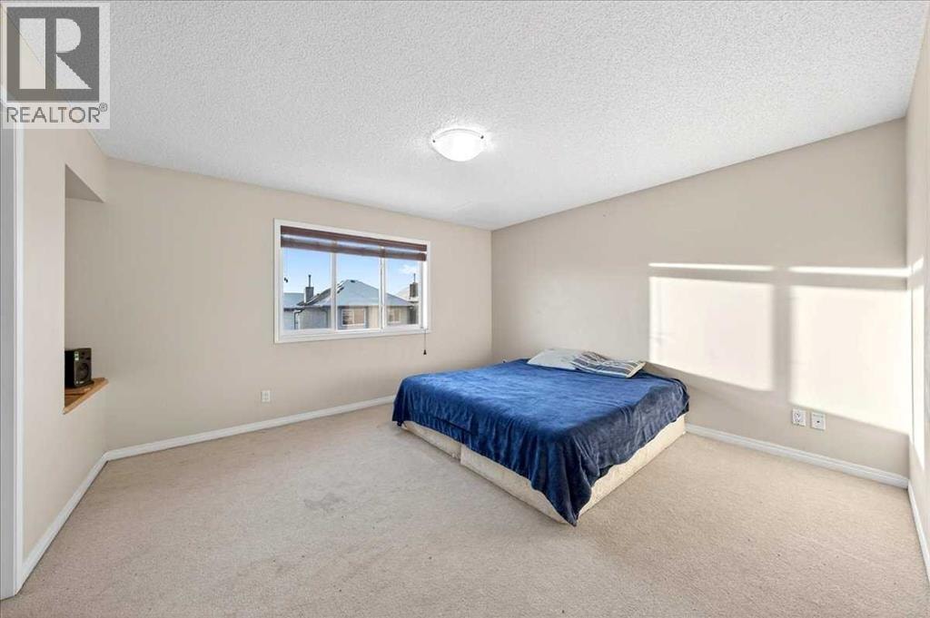 34 Saddlecrest Crescent NE — photo 21