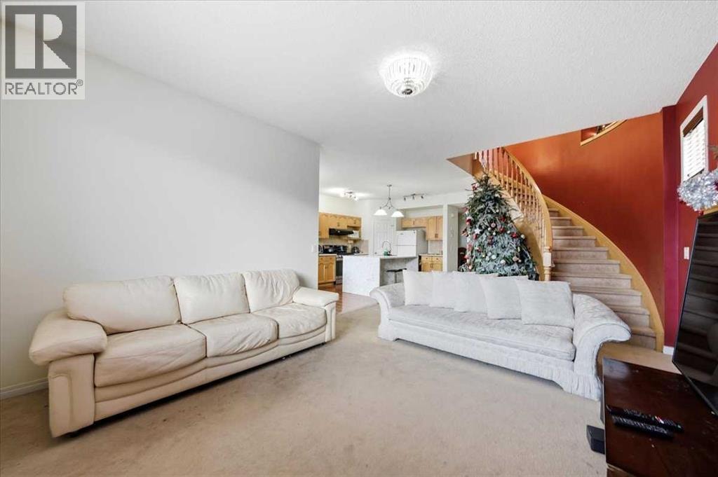 34 Saddlecrest Crescent NE — photo 18