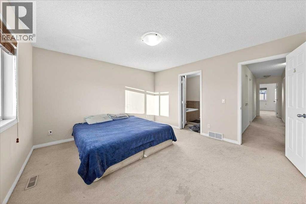 34 Saddlecrest Crescent NE — photo 23