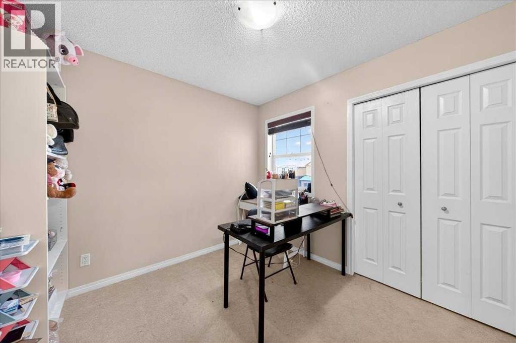 34 Saddlecrest Crescent NE — photo 29