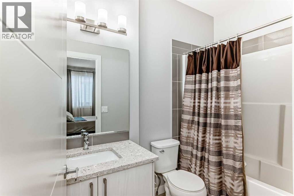 111 Redstone Crescent NE — photo 27