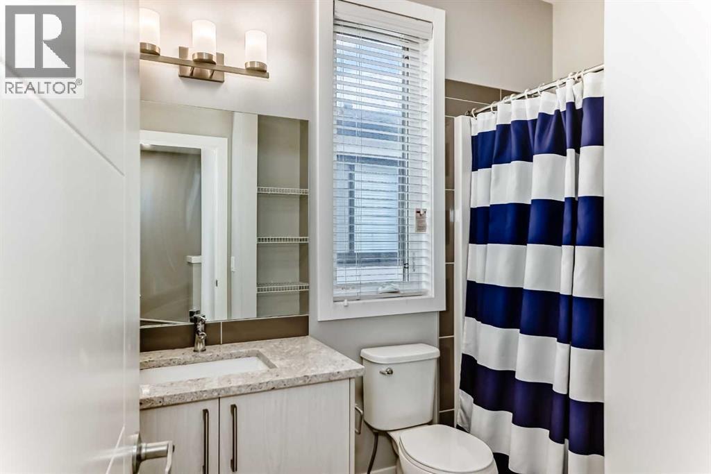 111 Redstone Crescent NE — photo 38