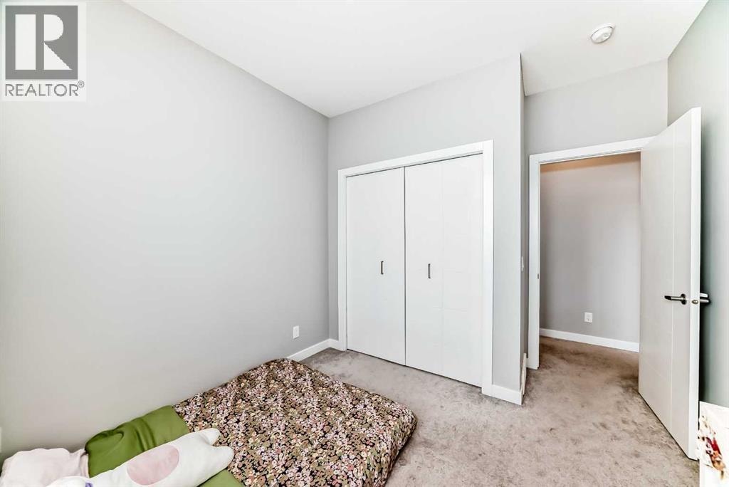 111 Redstone Crescent NE — photo 36