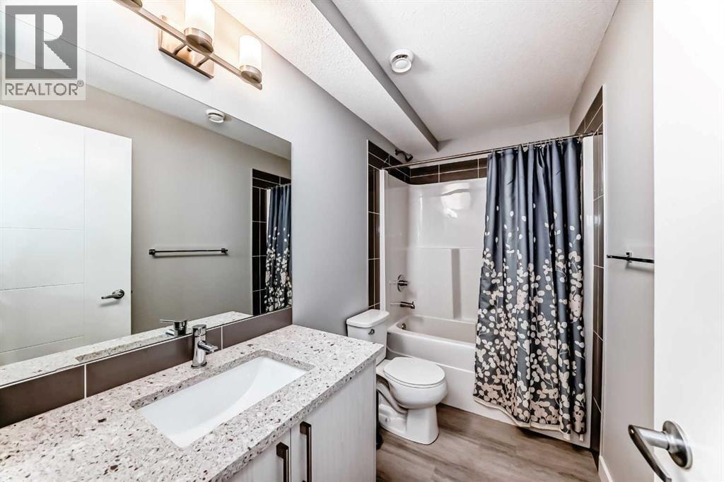 111 Redstone Crescent NE — photo 46