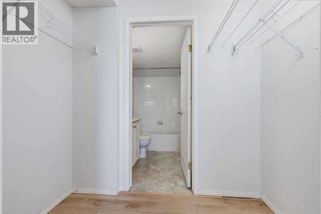 418, 4000 Somervale Court SW — photo 15