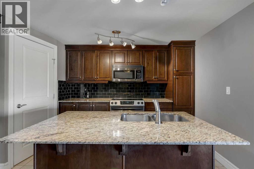 2402, 910 5 Avenue SW — photo 14