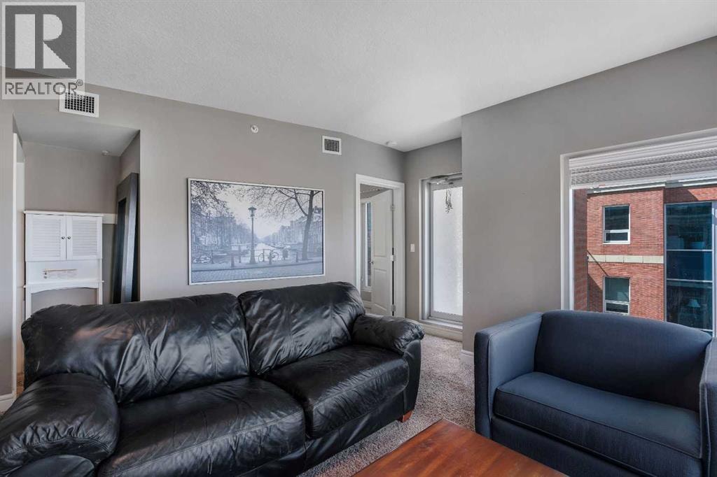 2402, 910 5 Avenue SW — photo 22