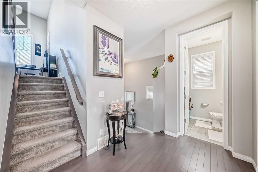 61 Cityscape View NE — photo 24