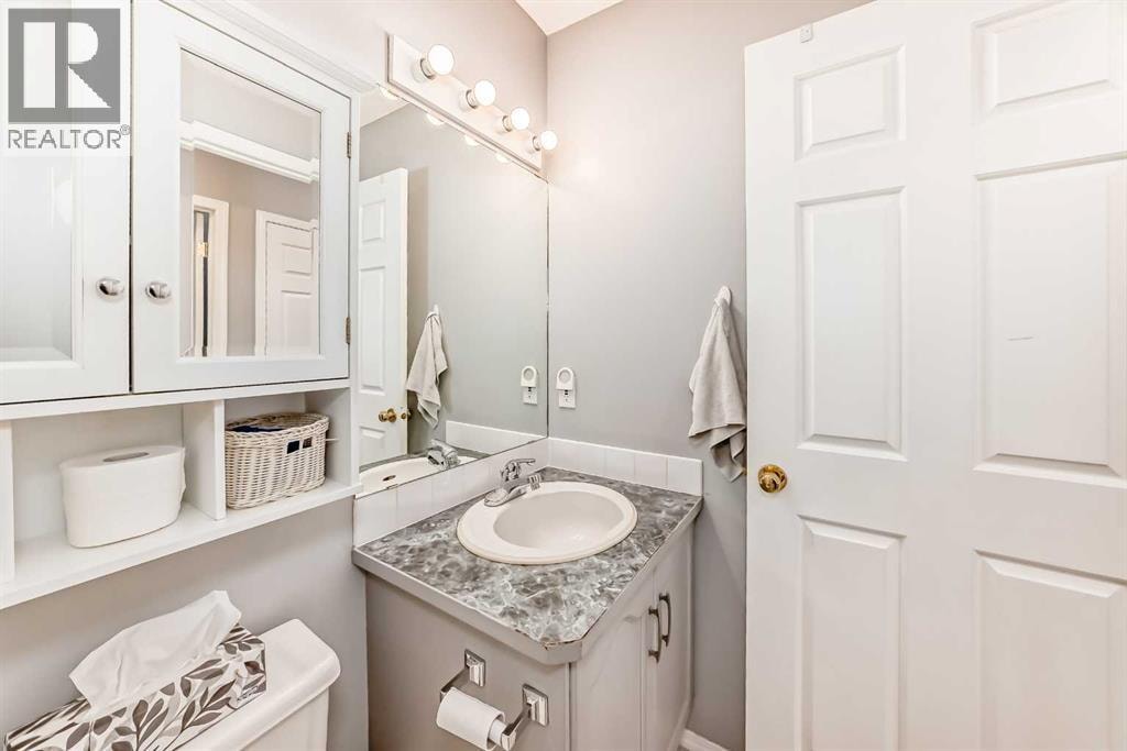 15 Citadel Meadow Crescent NW — photo 30