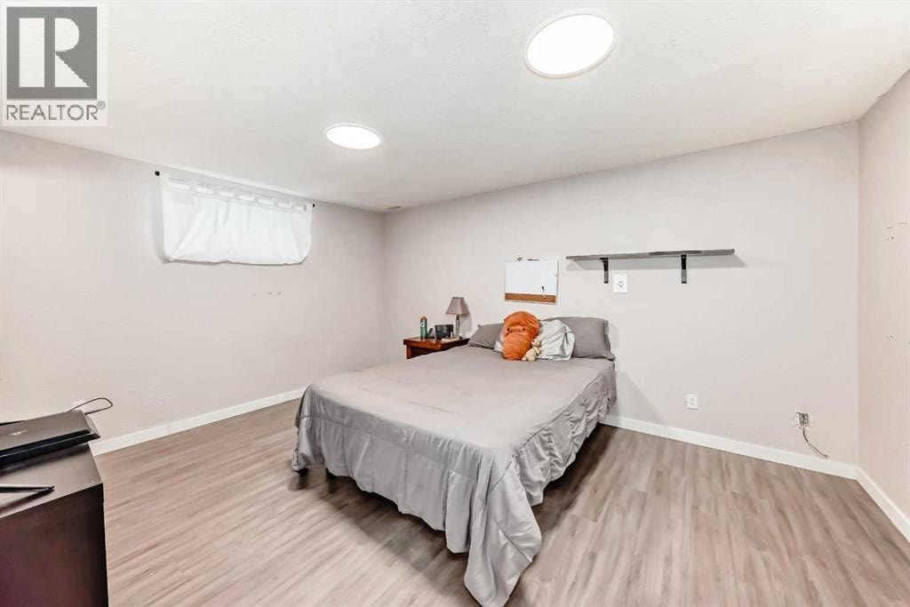 15 Citadel Meadow Crescent NW — photo 32