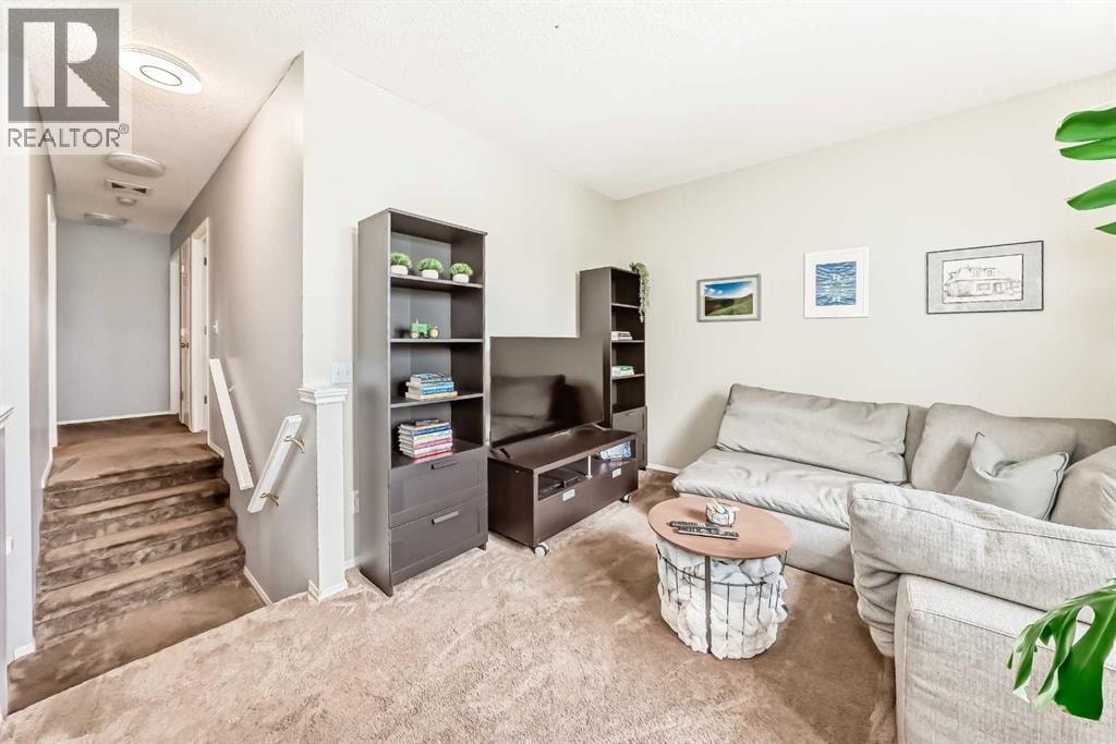 15 Citadel Meadow Crescent NW — photo 19